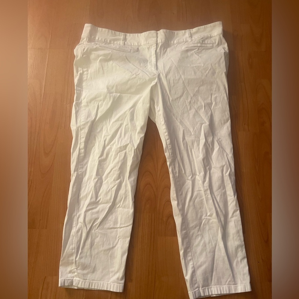 Ann Taylor Crop Signature Size 26 White pants
